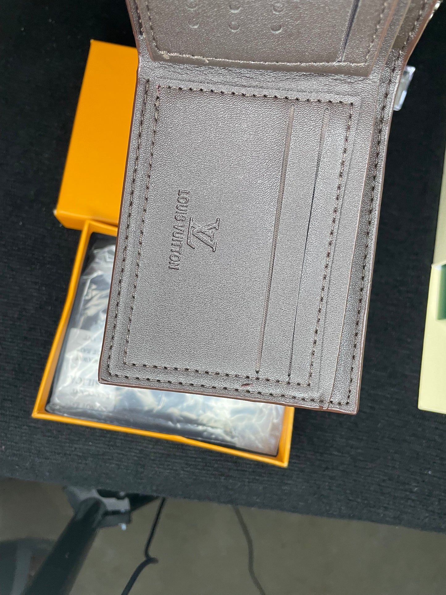 Lv vault