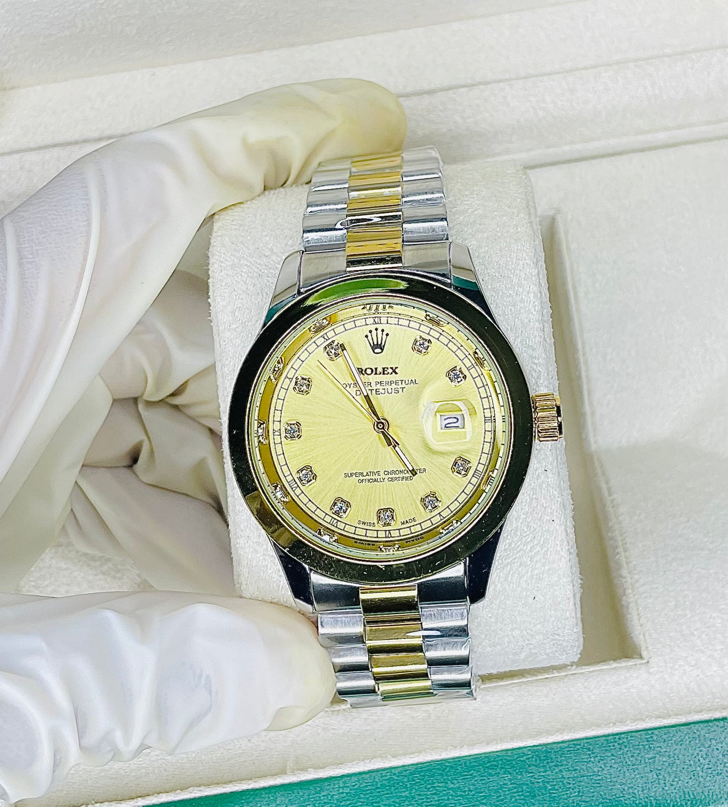 Premium Stainless Steel Chain Watch with white dial & date