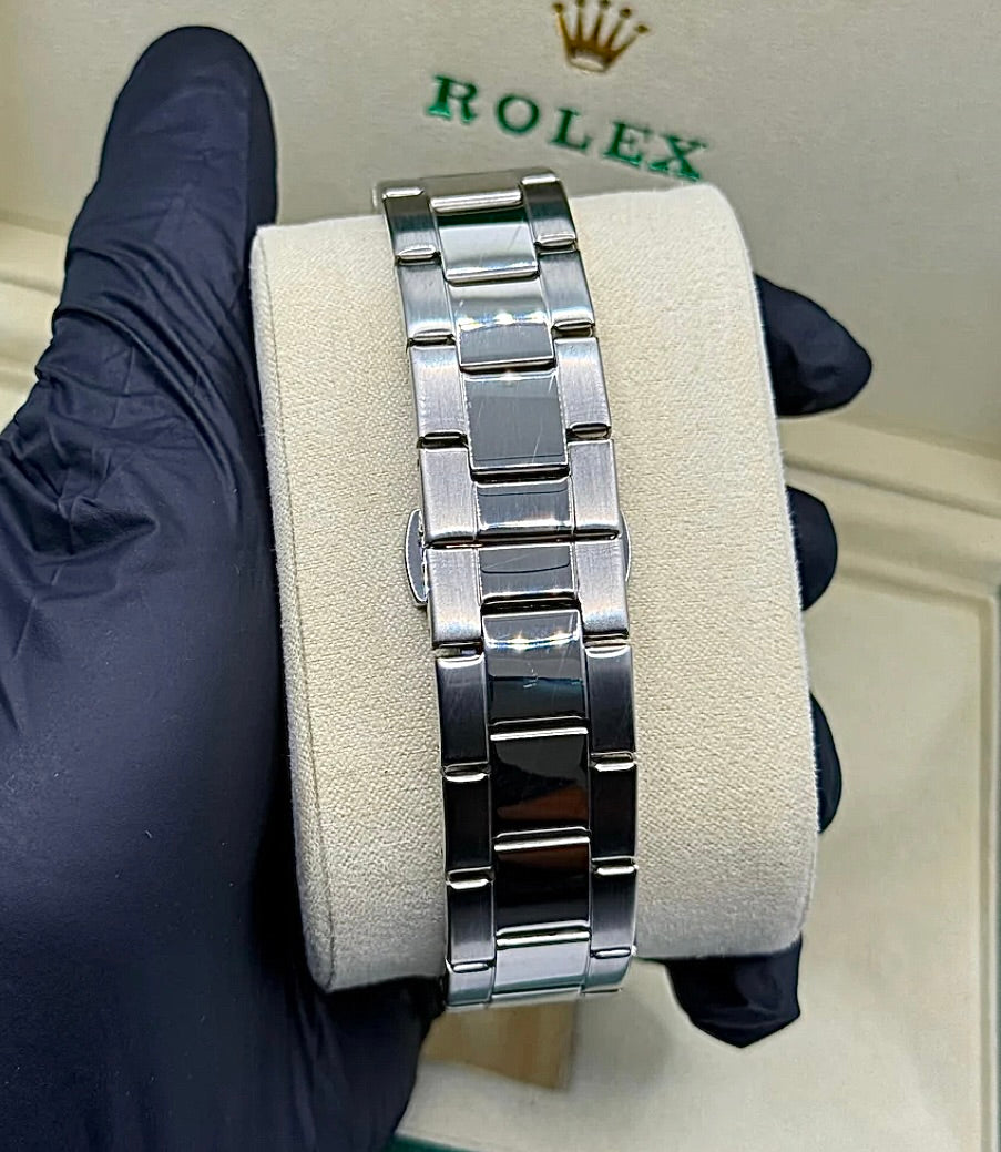 Rolex submariner Green & Rotating Dial