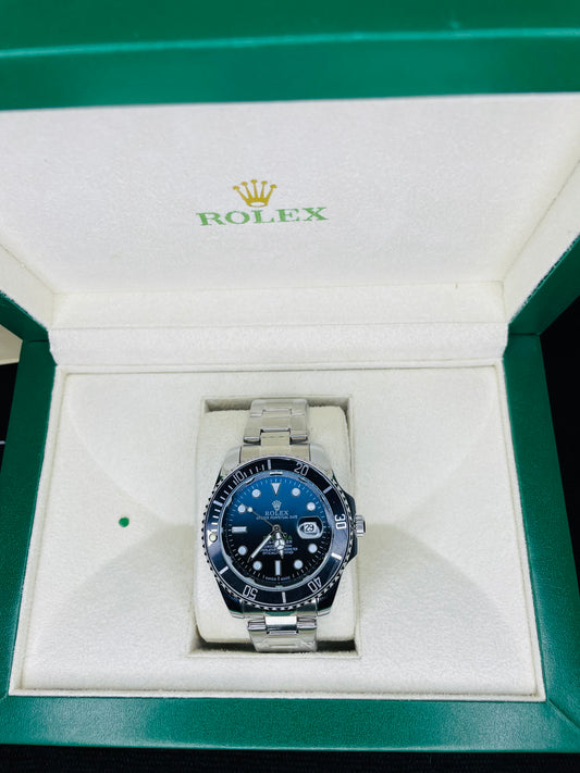 Black submariner design watch