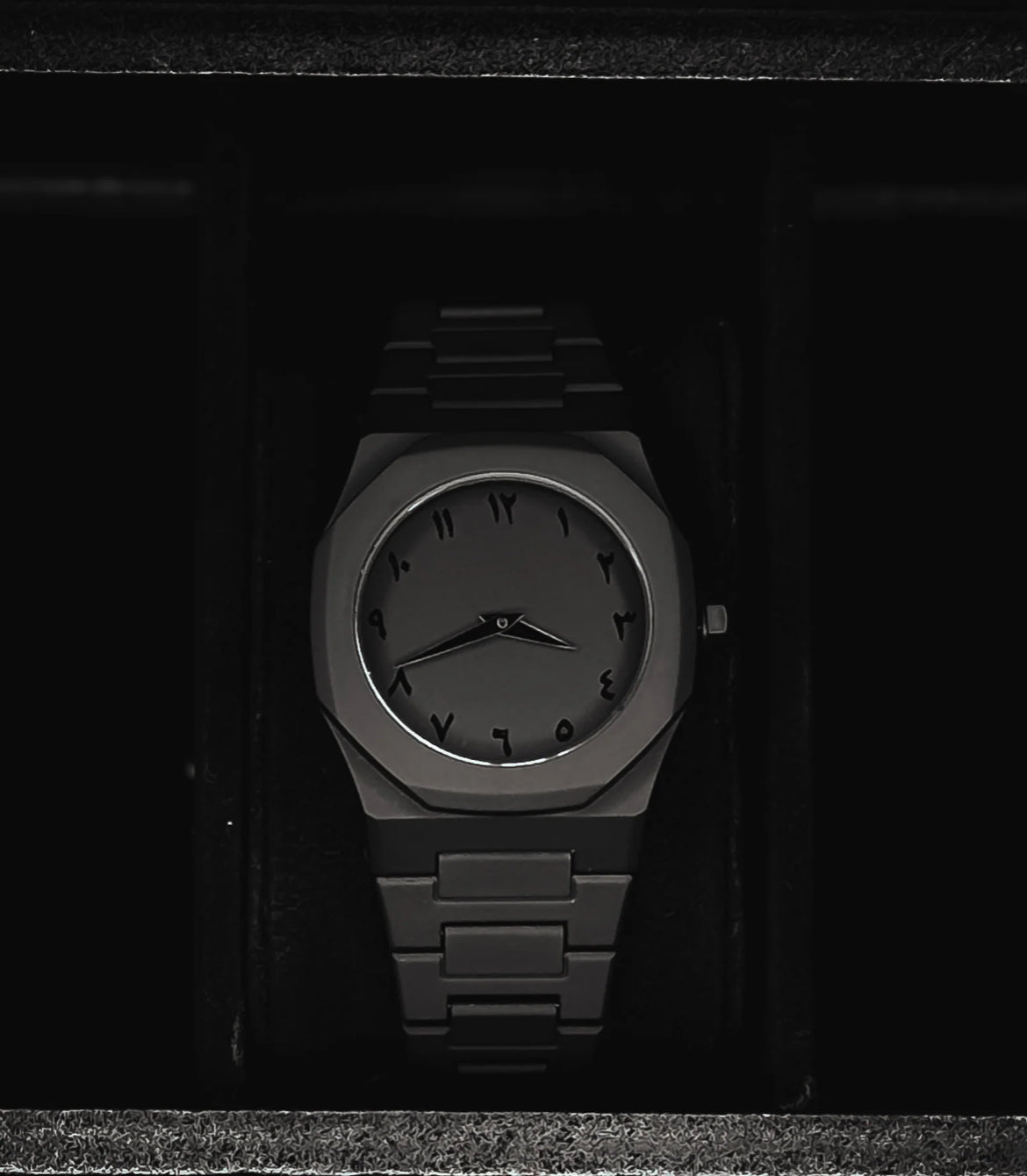 Black Aura ( fiber meterial )