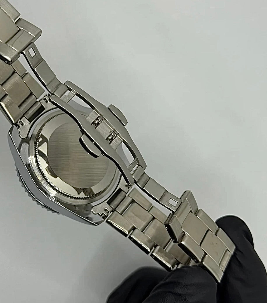 Rolex submariner Green & Rotating Dial