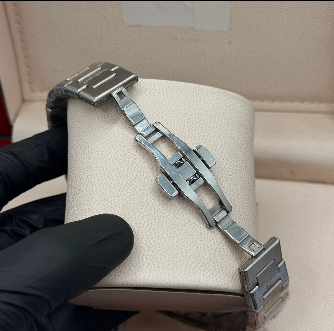 Aura stainless steel silver with marbel Dial