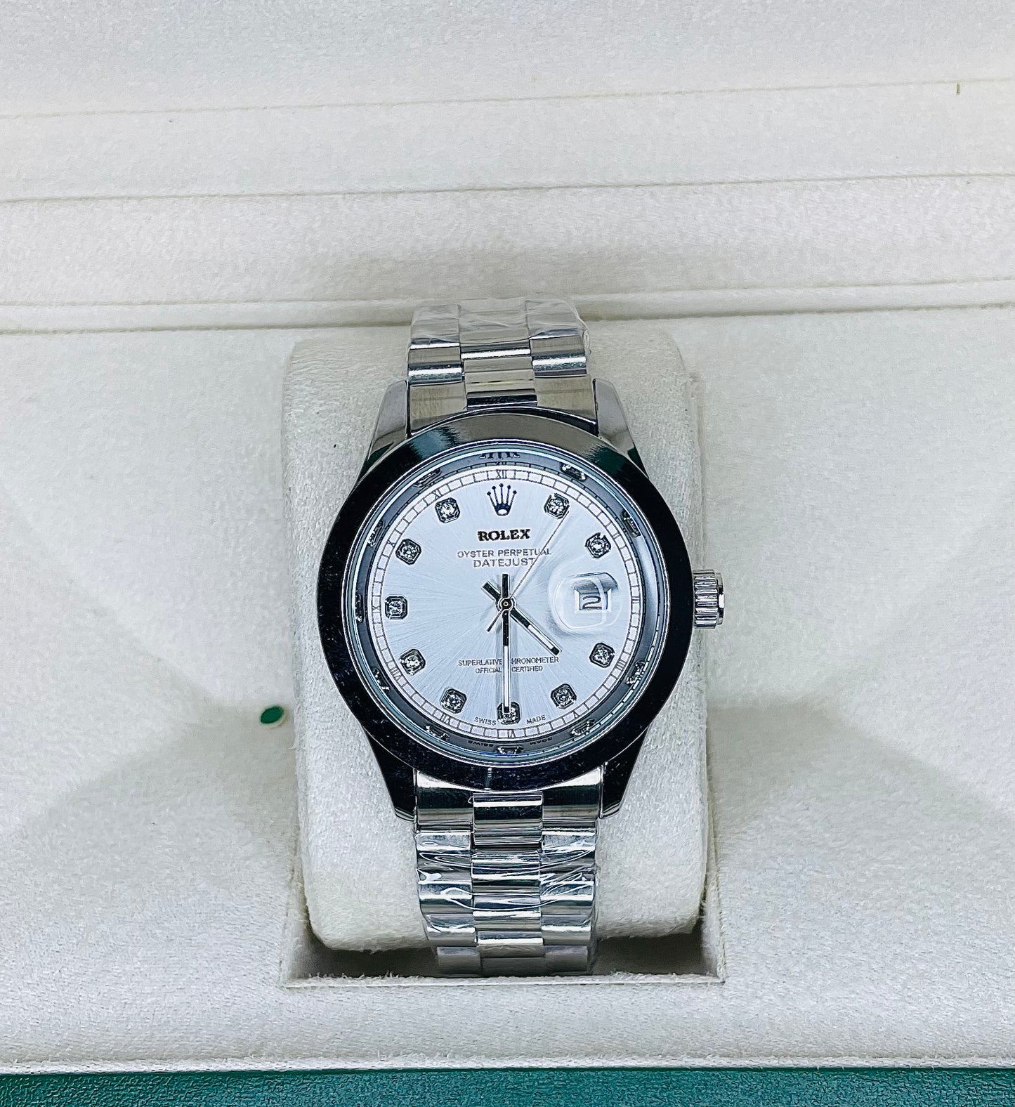Premium Stainless Steel Chain Watch with white dial & date